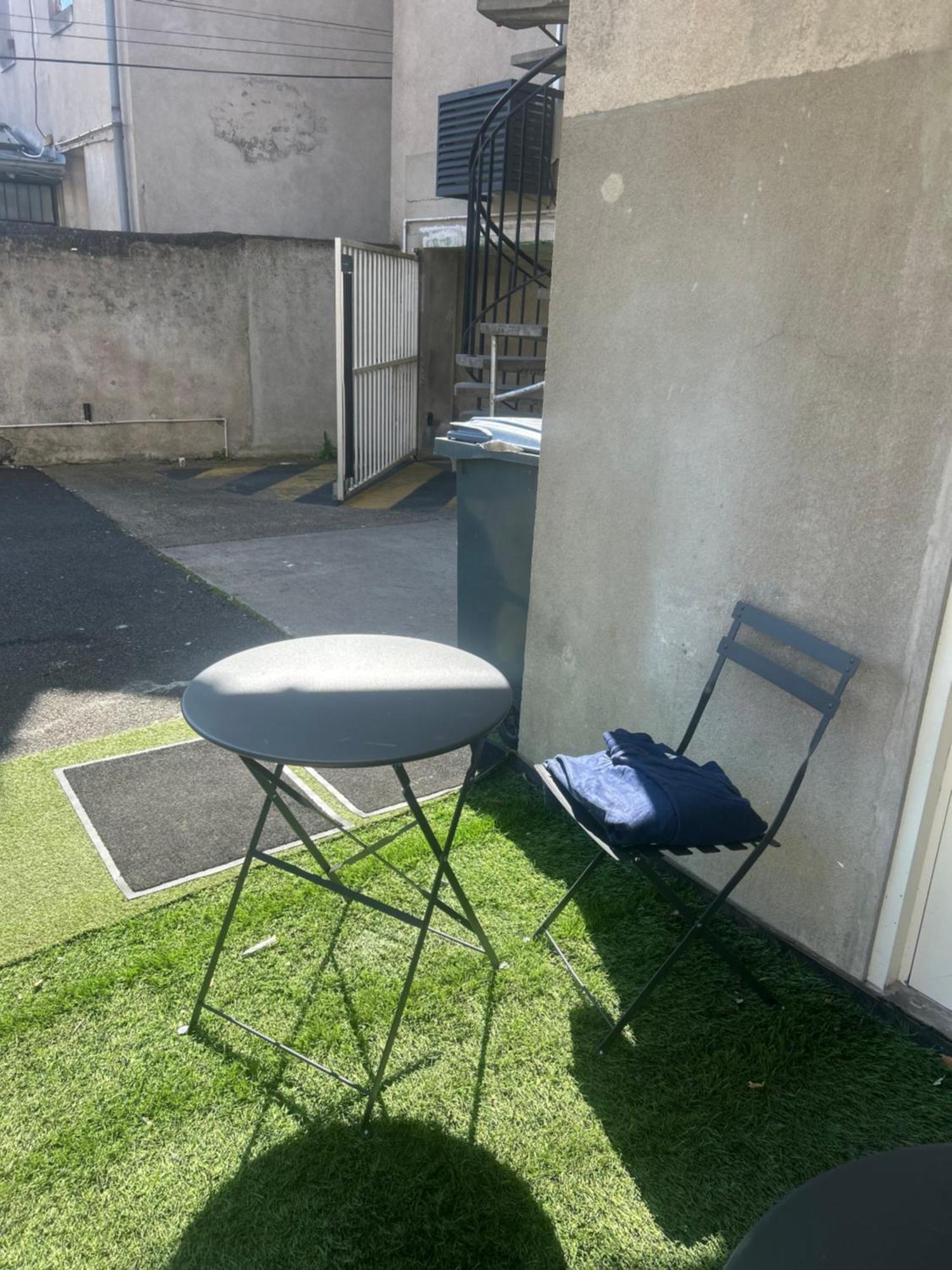Appartement Charmant Proche Gare Tours Kültér fotó